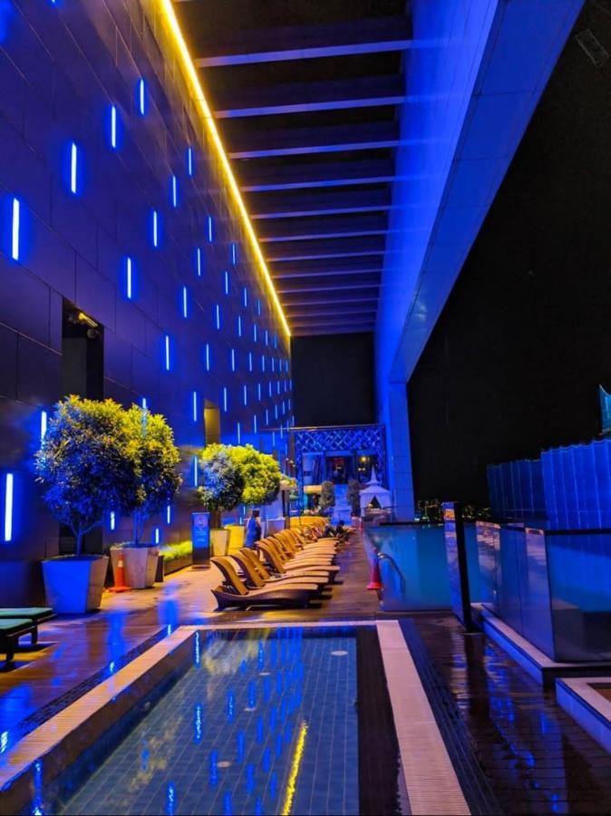 Faced Suites Platinum Klcc كوالالمبور المظهر الخارجي الصورة
